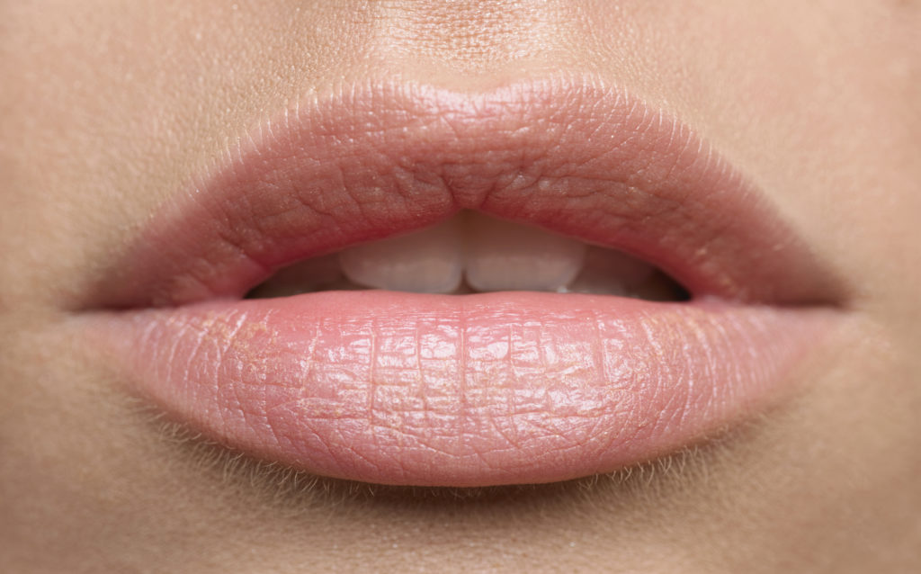 ¿cómo cuidar tus labios en invierno?
